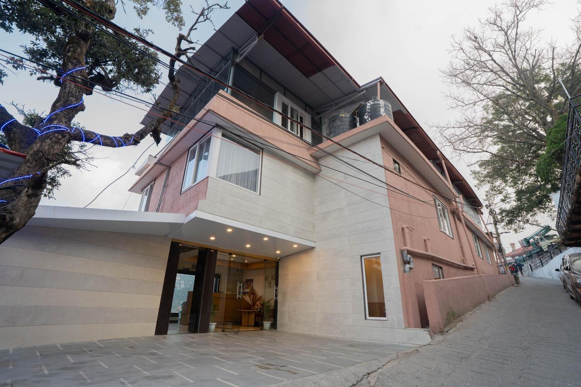 Super Hotel By Perfectstayz Mall Road 무소리에 외부 사진